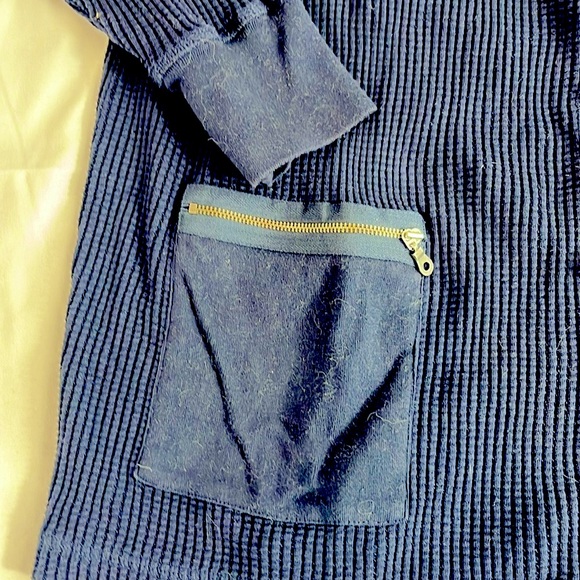 Excellent pre-owned condition Two Dog Island Women’s XL Blue Textured Cardigab - Picture 3 of 4